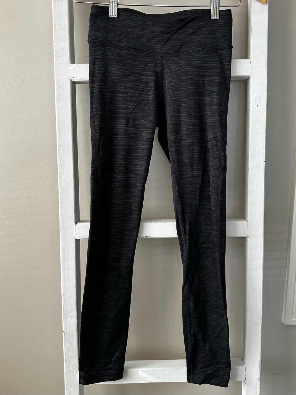 Outdoor Voices Athletic Leggings